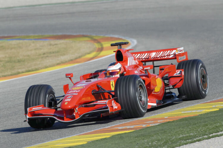 Kimiâ€™s Ferrari breaks down again