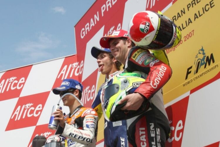 Rossi wins in front of countrymen
