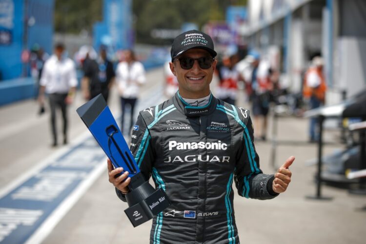 Jaguar’s Evans dominates chaotic Qualifying