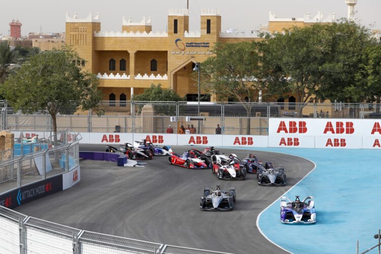 Bahrain would welcome Saudi Arabia to F1
