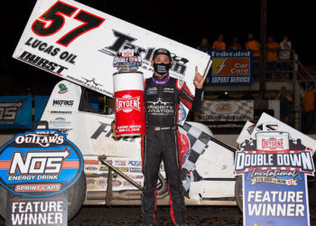Larson sweeps Knoxville