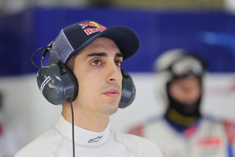 Buemi leads opening day of testing