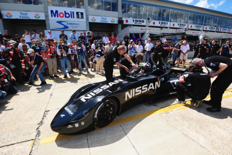 Video: DeltaWing takes its first laps around Sebring
