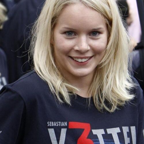 Vettel’s wife gives birth to 3rd child