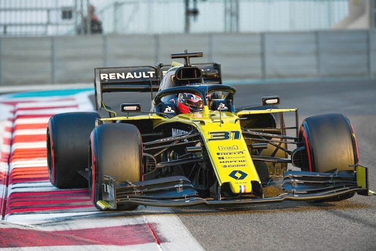 Pirelli sets deadline for 2020 tire decision