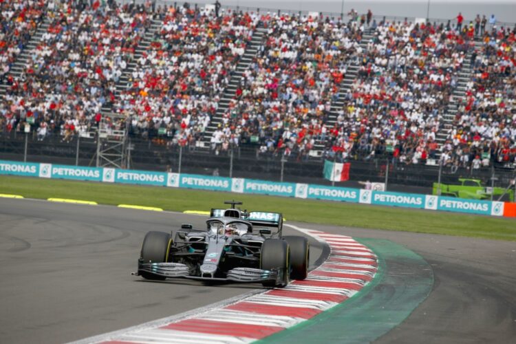 Hamilton nurses tires to easy Mexican GP win
