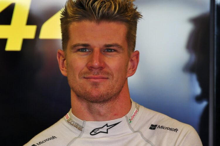 Hulkenberg plays down rumors of replacing Vettel