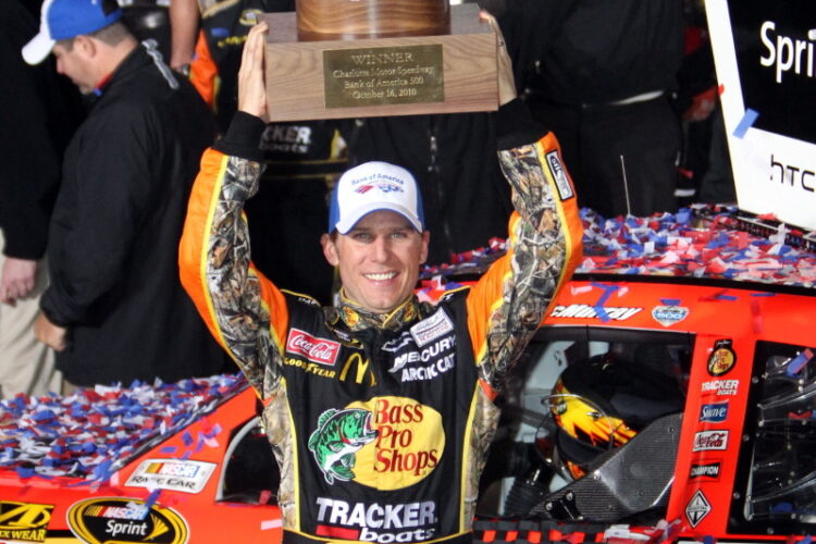 McMurray beats Busch in Charlotte