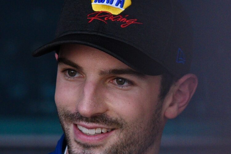 When Rossi wins, he dominates