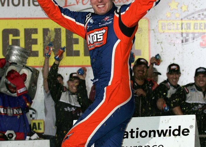 Kyle Busch wins 9th Nationwide race of ’08