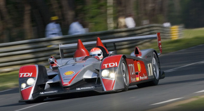 Audi grabs early lead at LeMans