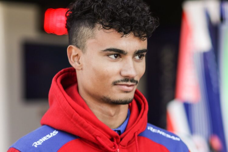 Pascal Wehrlein replaces Jani at Porsche