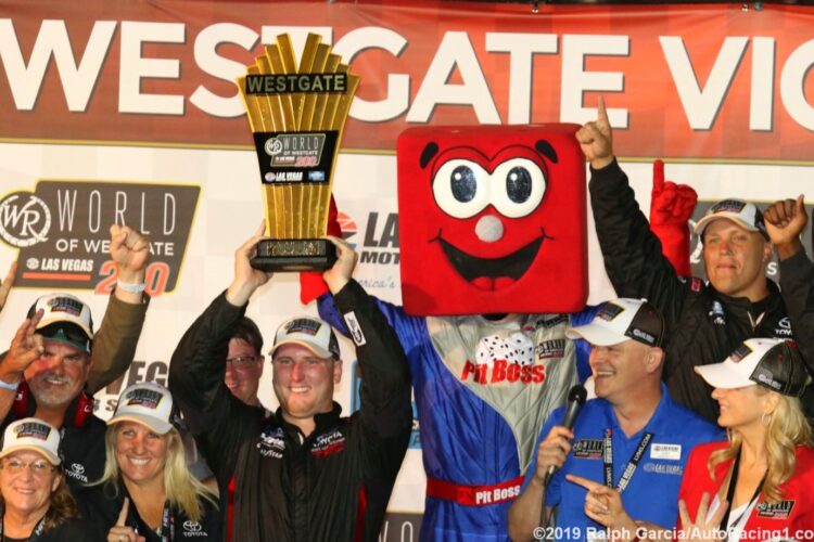 Austin Hill draws first blood in Vegas
