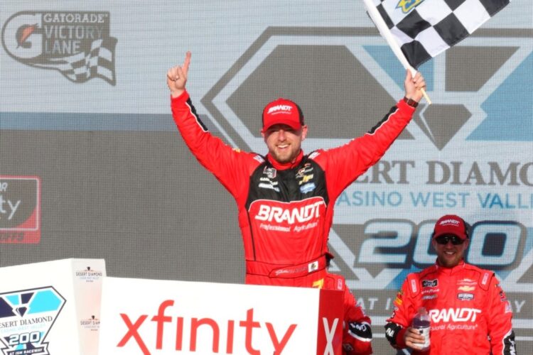 Justin Allgaier advances to Xfinity Championship 4
