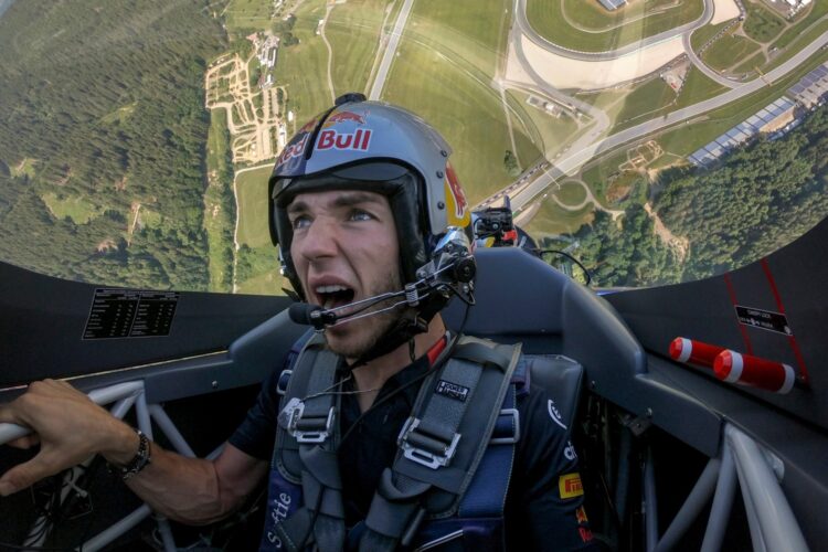 Video: Flying high in Spielberg