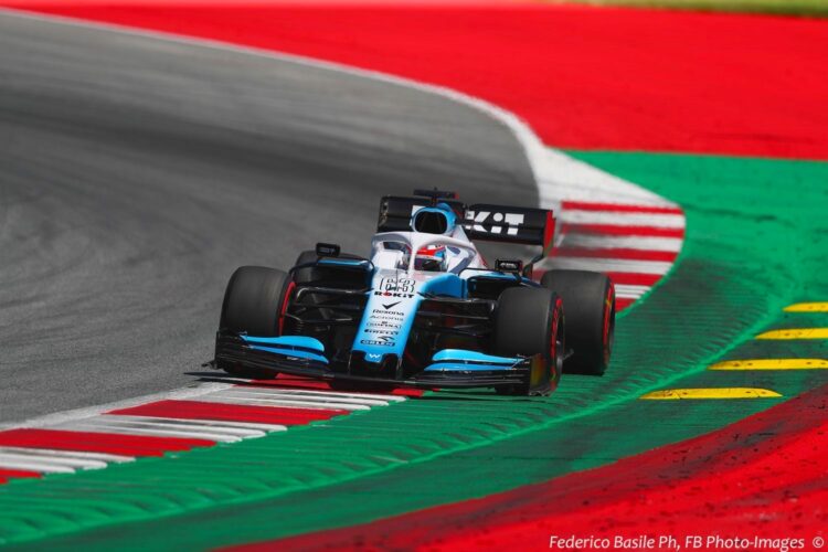 Russell handed Austrian grid penalty for Kvyat incident