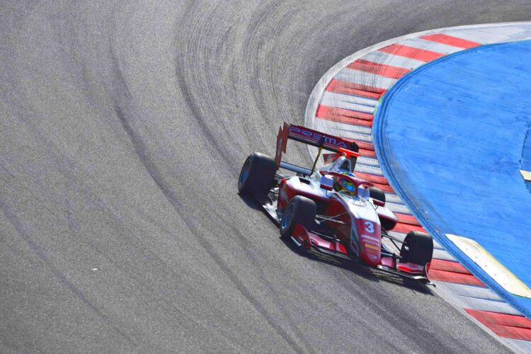 F3: Sargeant beats out Hughes in Barcelona for his third pole in a row