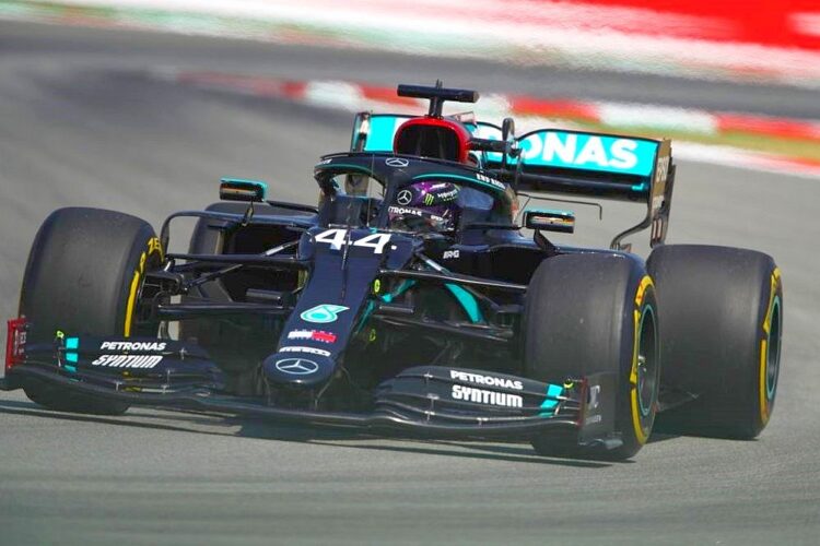 Hamilton leads another Mercedes 1-2 in Spanish GP Practice 2