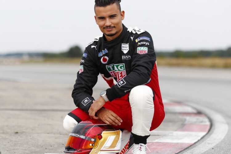 Wehrlein gets first test in the Porsche 99X Formula E car