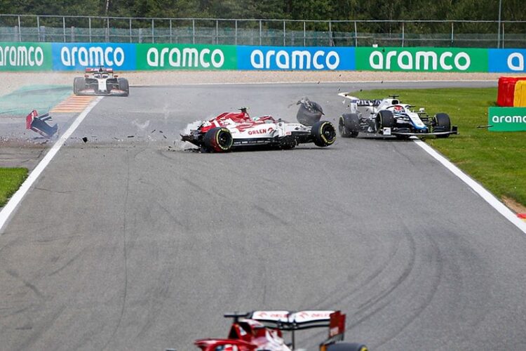 FIA to investigate Giovinazzi crash