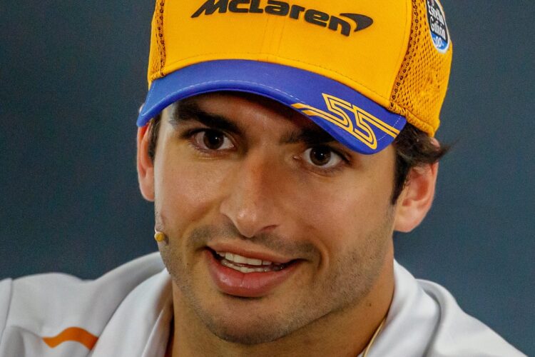 Sainz Jr. hopes to test 2020 Ferrari in Abu Dhabi  (2nd Update)