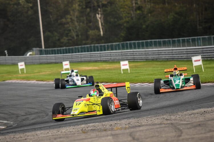 DeFrancesco Commands NJMP Indy Pro 2000 Field