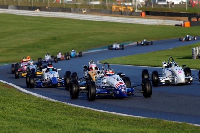 Top-Five for Aron, Top-10 for Lee in Dramatic Formula Ford Festival