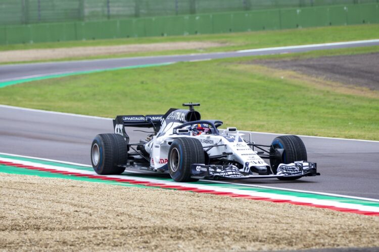 Tsunoda told by Marko to ‘focus on F1’