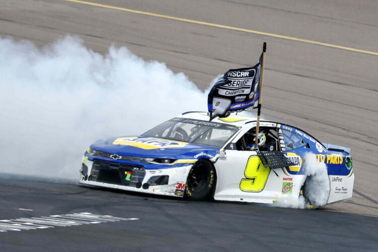 Sound The Si-reeen! Elliott Wins NASCAR Cup Title At Phoenix