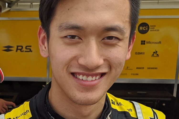 Zhou to test for Renault at Young Driver Test in Abu Dhabi