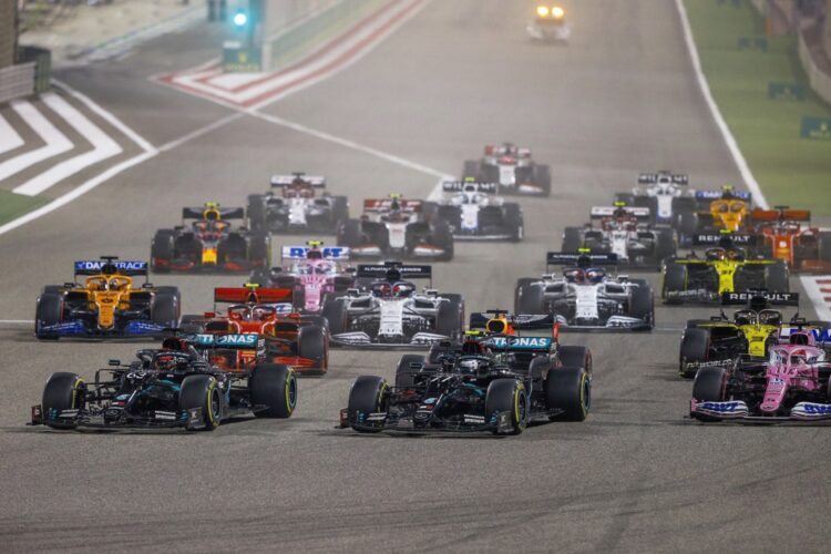Video: Mercedes Sakhir GP F1 Race Debrief