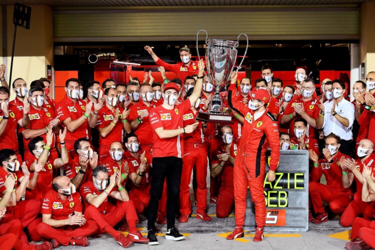 Departing Video tributes from Ferrari to Vettel