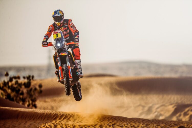 Toby Price needs surgery after Dakar-ending crash