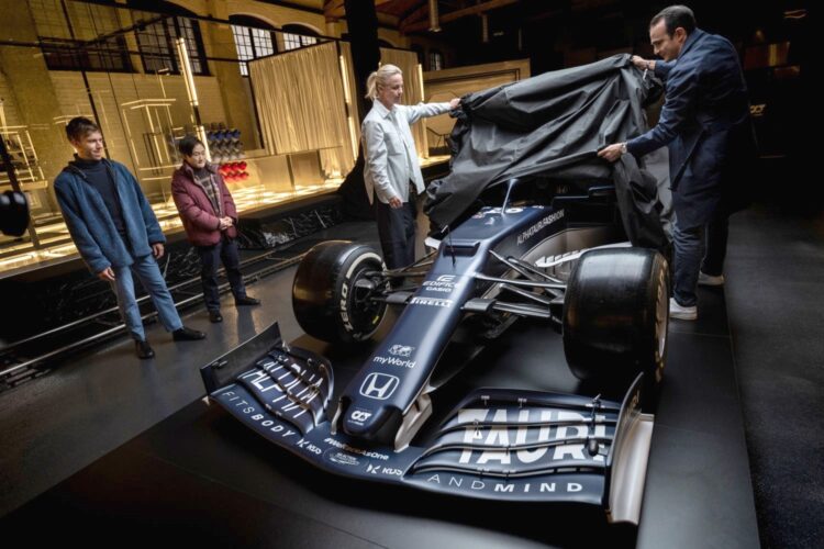 AlphaTauri Launches 2021 F1 Challenger
