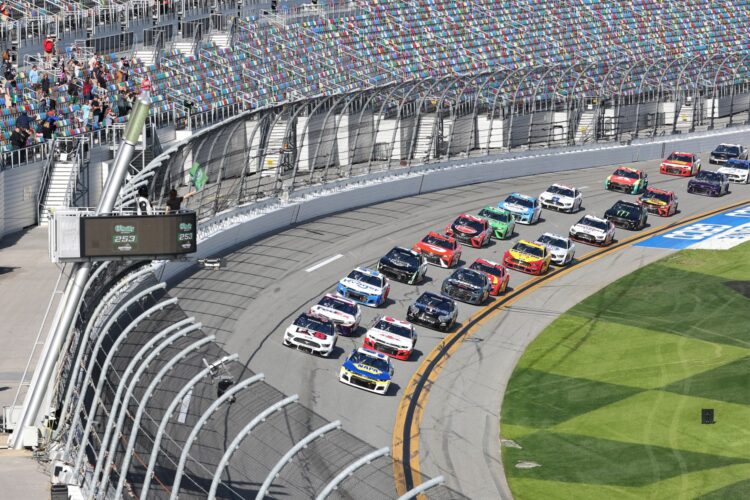 Daytona, Darlington, Kansas announce fully open grandstands for NASCAR