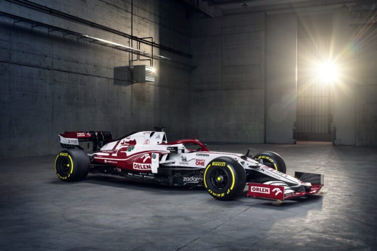 Alfa Romeo Racing ORLEN unveils C41 in Warsaw
