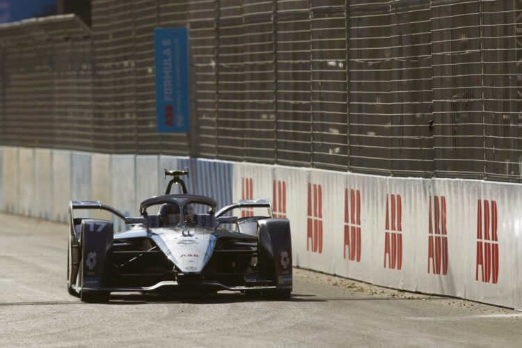 Mercedes 1-2 in 2nd Formula E Practice