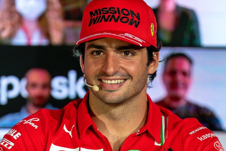 F1: Sainz Jr. contract talks underway as ‘radical’ Ferrari revealed