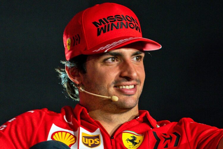 F1: Sainz Jr. eyes new Ferrari contract
