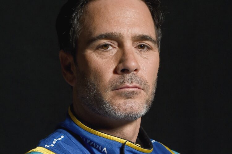 Jimmie Johnson strengthening grip and upper body for IndyCar