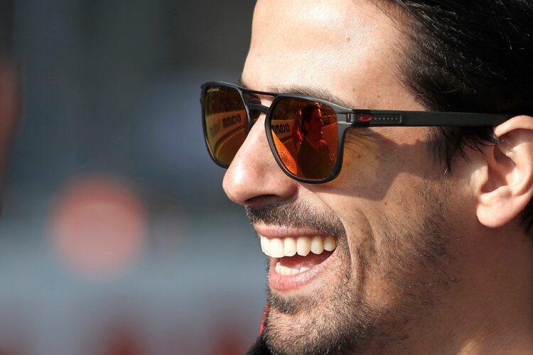 F1 can revive V10, V8 engines – di Grassi