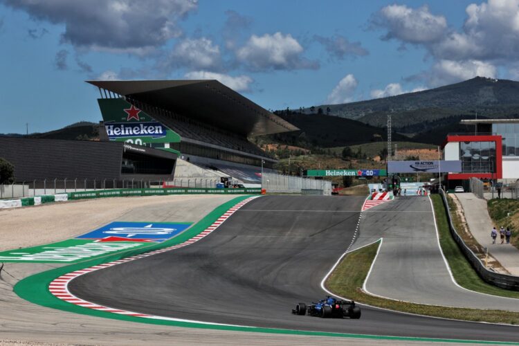 Spectators set for return to F1 tracks