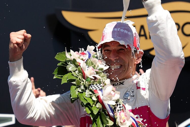 Helio Castroneves outduels Palou to win 4th Indy 500