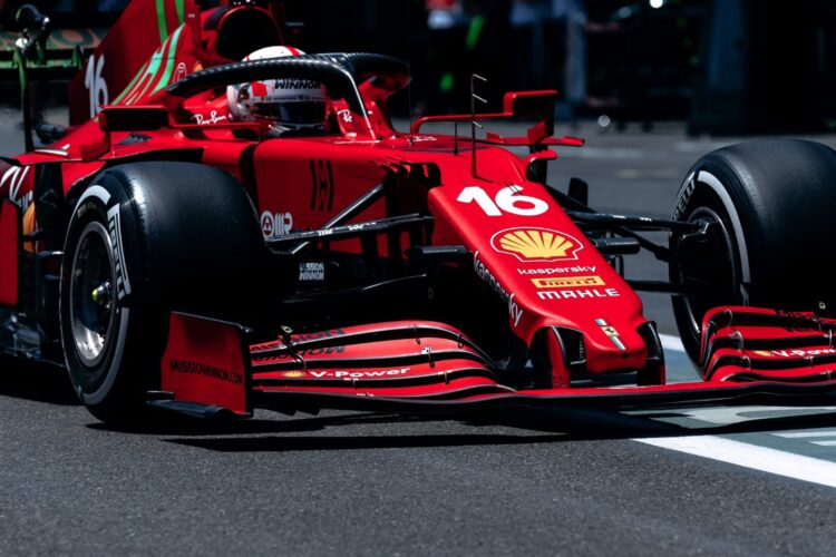 F1: Leclerc takes pole from Hamilton in Baku