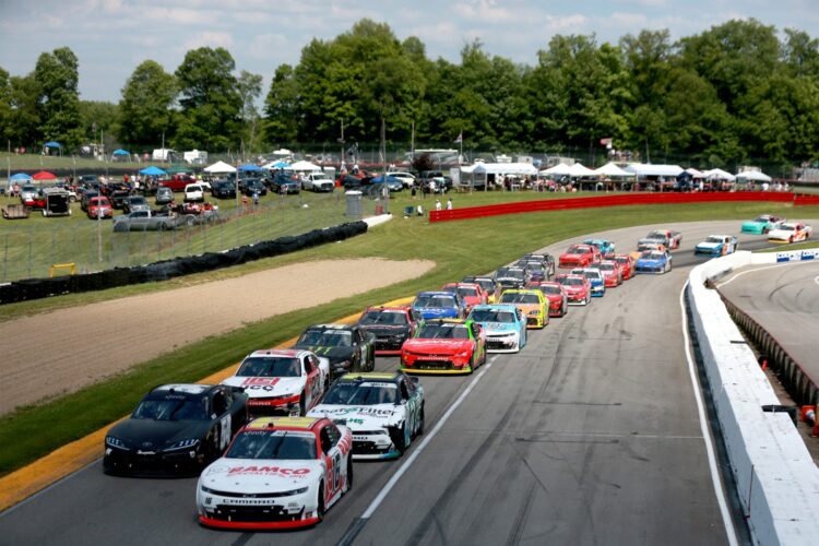 Former IndyCar driver Allmendinger schools the NASCAR regulars at Mid-Ohio