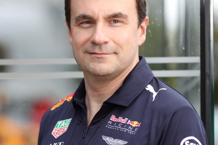 F1: Aston Martin steals key Red Bull man  (3rd Update)