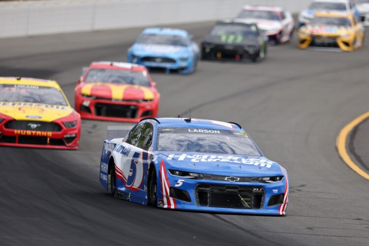 NASCAR: Larson on pole in Kansas