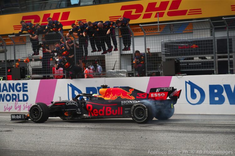 F1 warns Verstappen against celebratory ‘burnouts’  (Update)