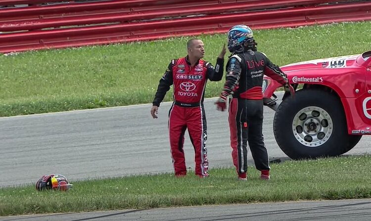 Video: Stadium Super Trucks Fight between drivers