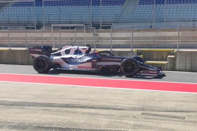 F1: Tsunoda testing 18-inch wheels at Red Bull Ring